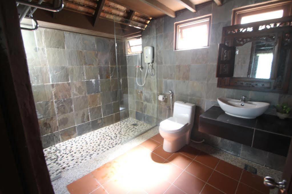 The Manor Beach Resort Besut Kampung Kuala Besut Ngoại thất bức ảnh
